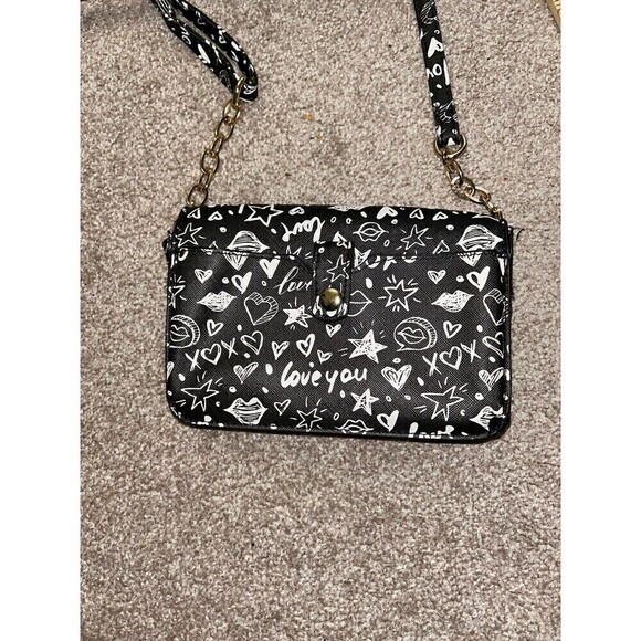 XOXO Graffiti Black White Purse Half Chain Strap‎ Card Slot Inside Front Pocket - Picture 2 of 6